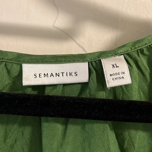 Green Stretch Silk Top XL - Picture 2 of 4